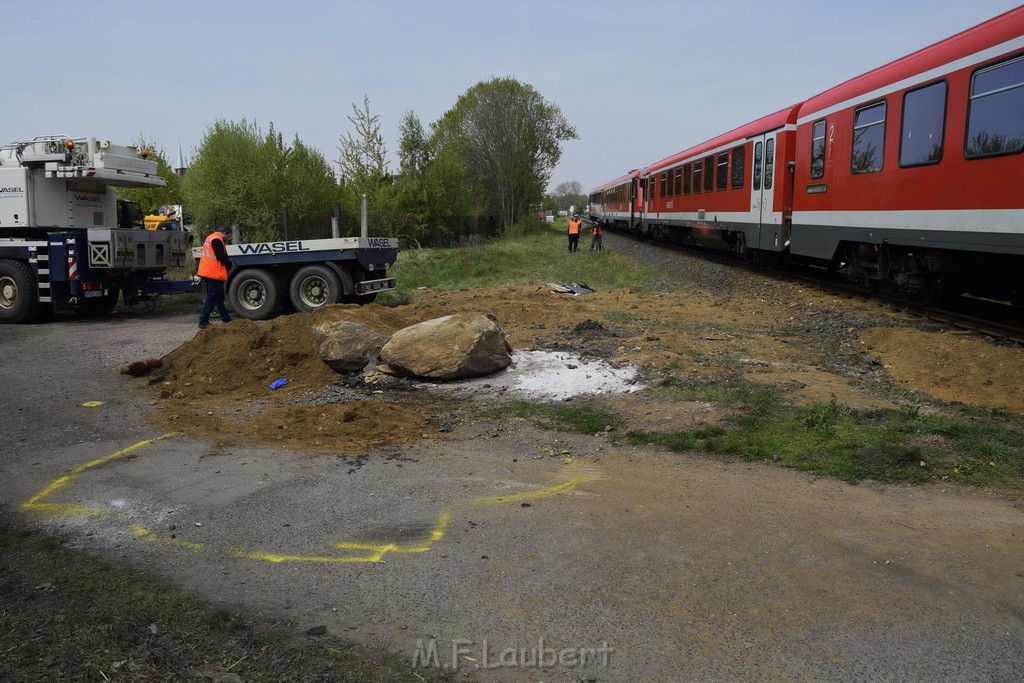 Schwerer VU LKW Zug Bergheim Kenten Koelnerstr P624.JPG - Miklos Laubert